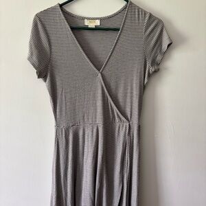 Women Maeve Anthropologie Gray Black White V-Neck Tie Midi Dress Stripes